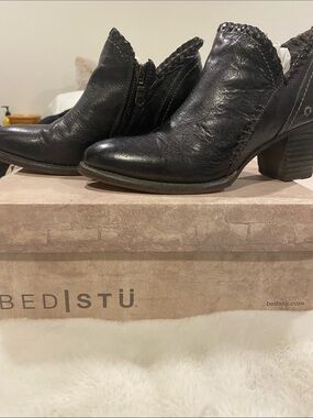 BED|STU Carla Leather Whipstitch Ankle Booties